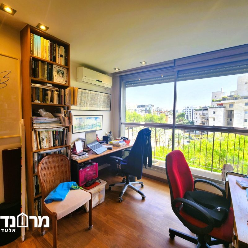 27 חדר שינה