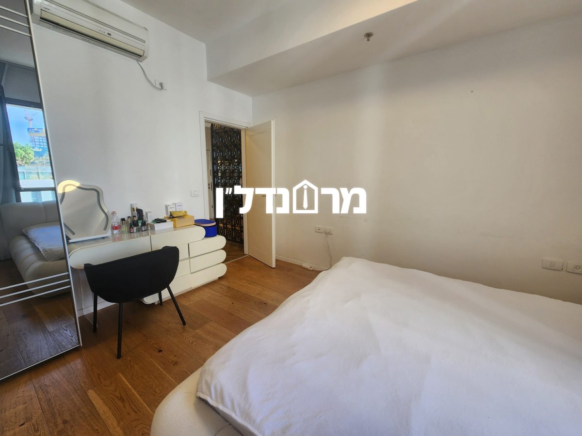 42 מאסטר