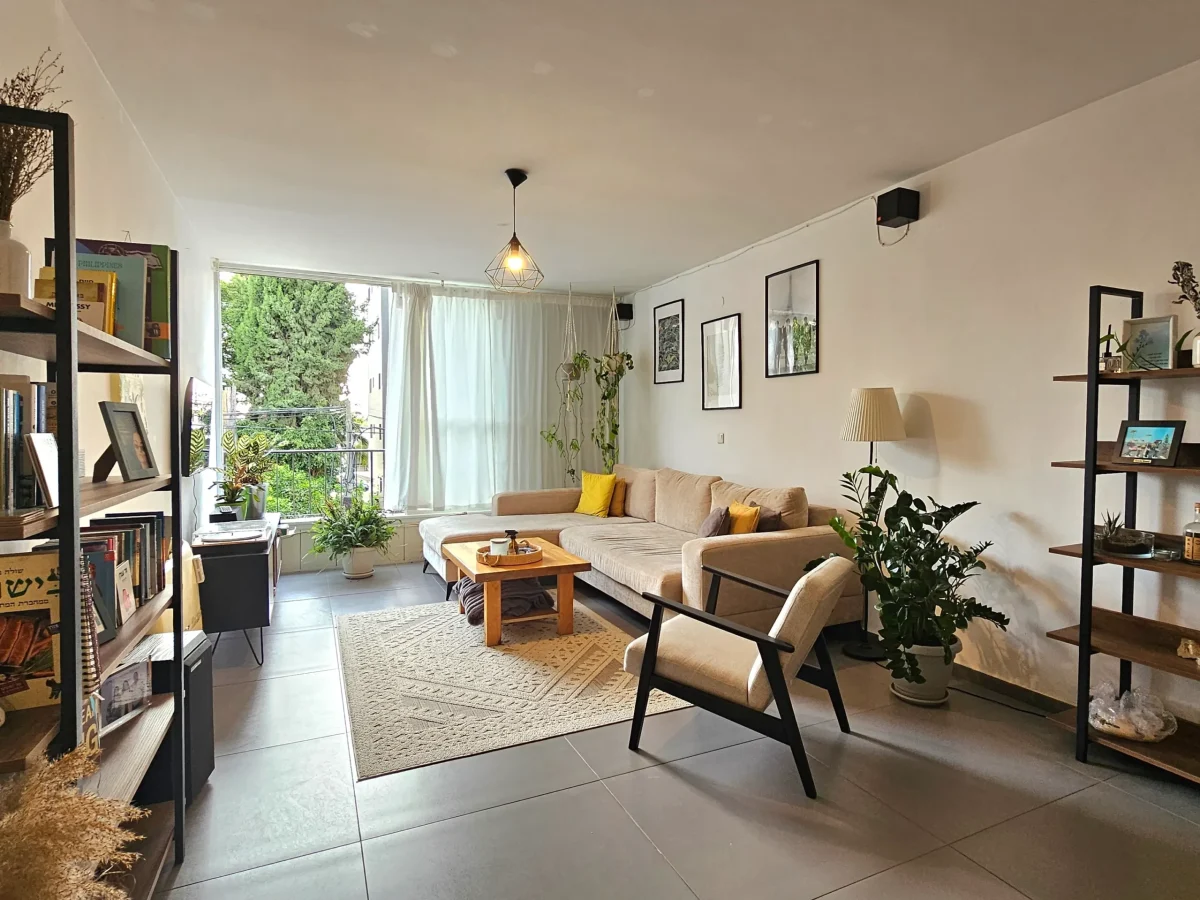 Ben Gurion Herzliya