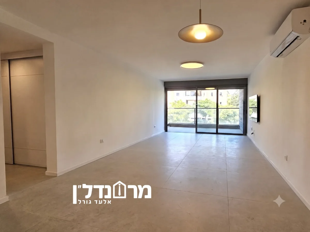 For rent 5-room apartment