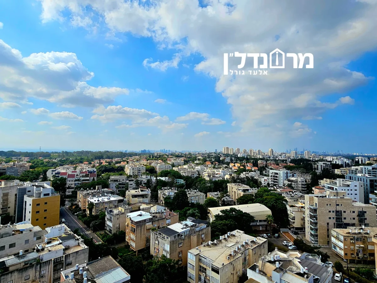 For sale 3-room apartment on Mohiliver Street, Herzliya