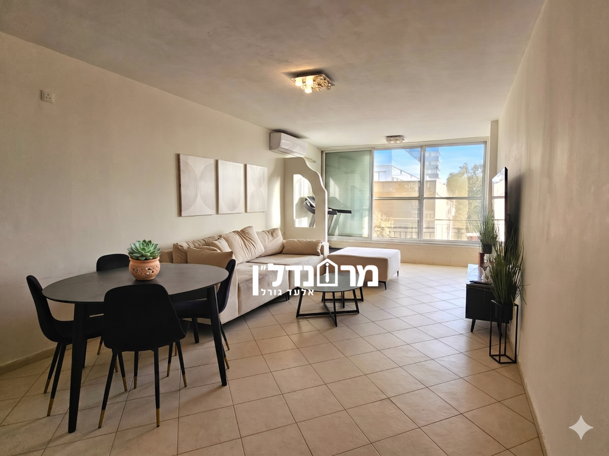 For sale 4-room apartment on Sokolov Street, city center, Herzliya