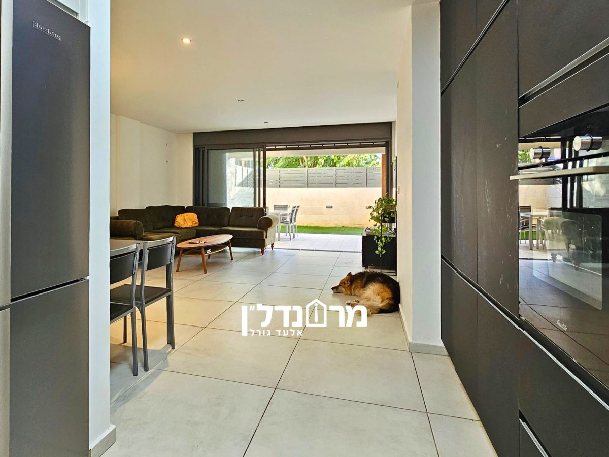 For sale apartment on Leib Yaffe Street, Herzliya