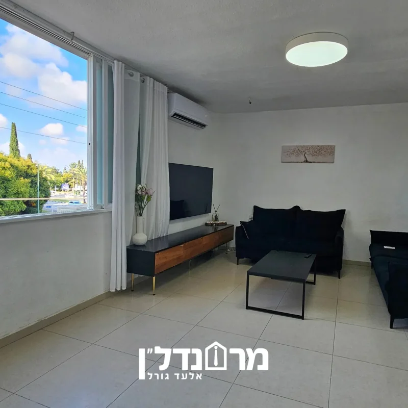 For sale on Sokolov Street, Herzliya