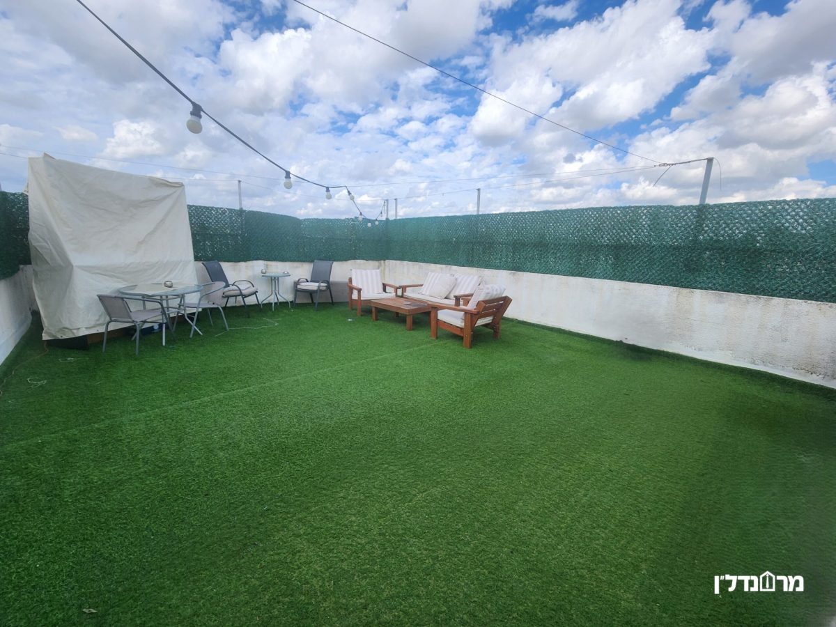 עותק של 86 מרפסת גג