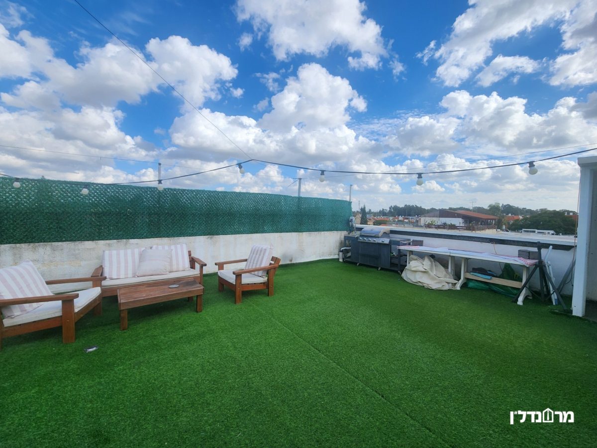 עותק של 87 מרפסת גג